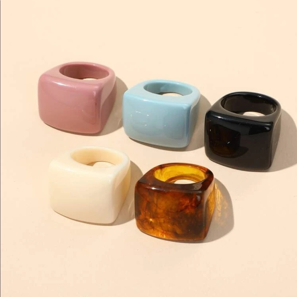 Set of Five assorted chunky rings